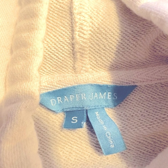 Draper James sweatshirt - Picture 4 of 5